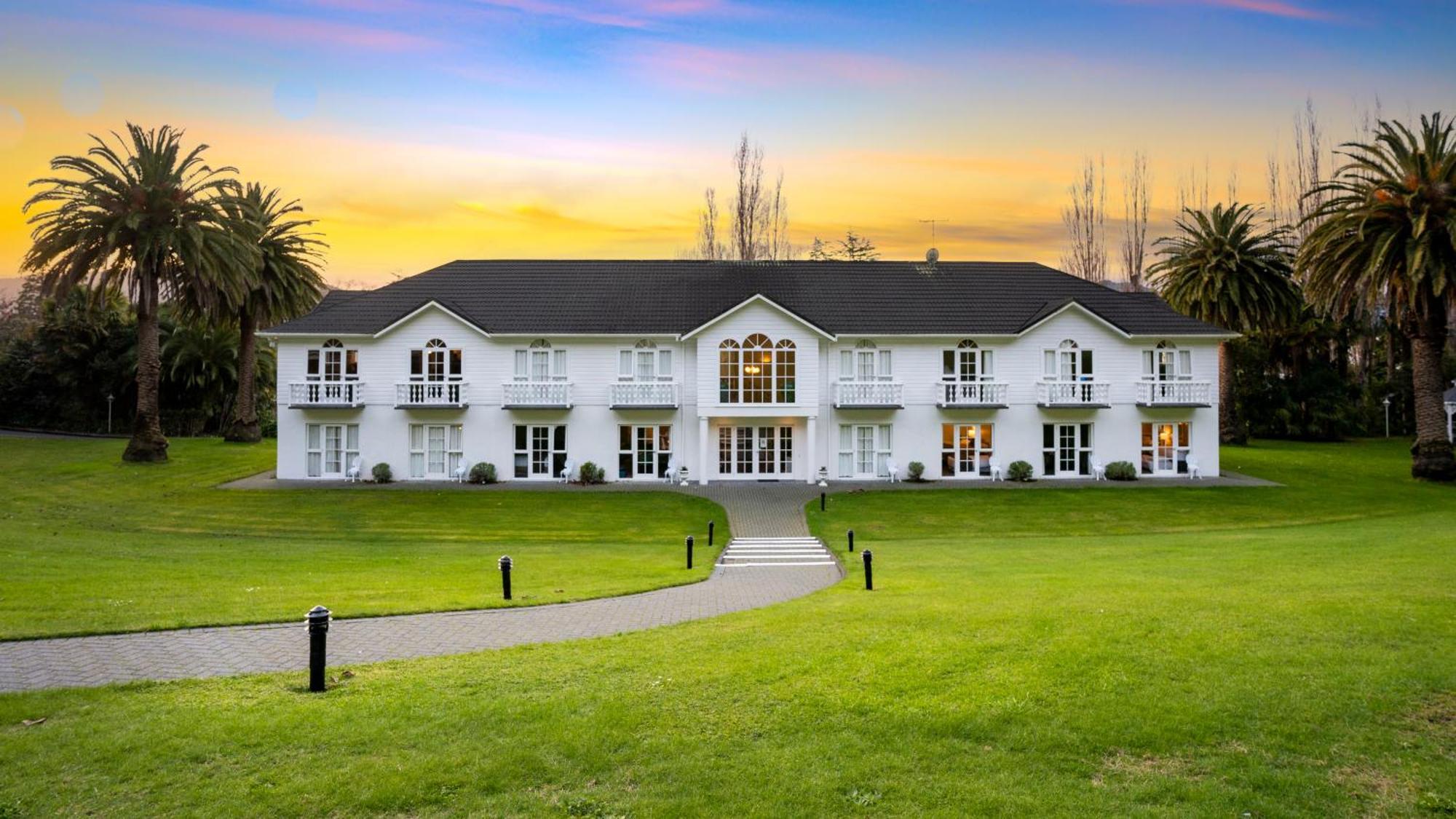 Wallaceville Motor Lodge Upper Hutt Esterno foto