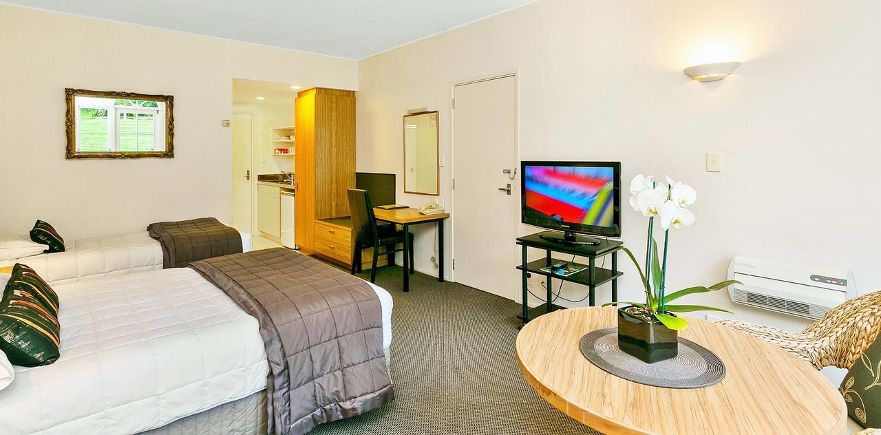 Wallaceville Motor Lodge Upper Hutt Esterno foto