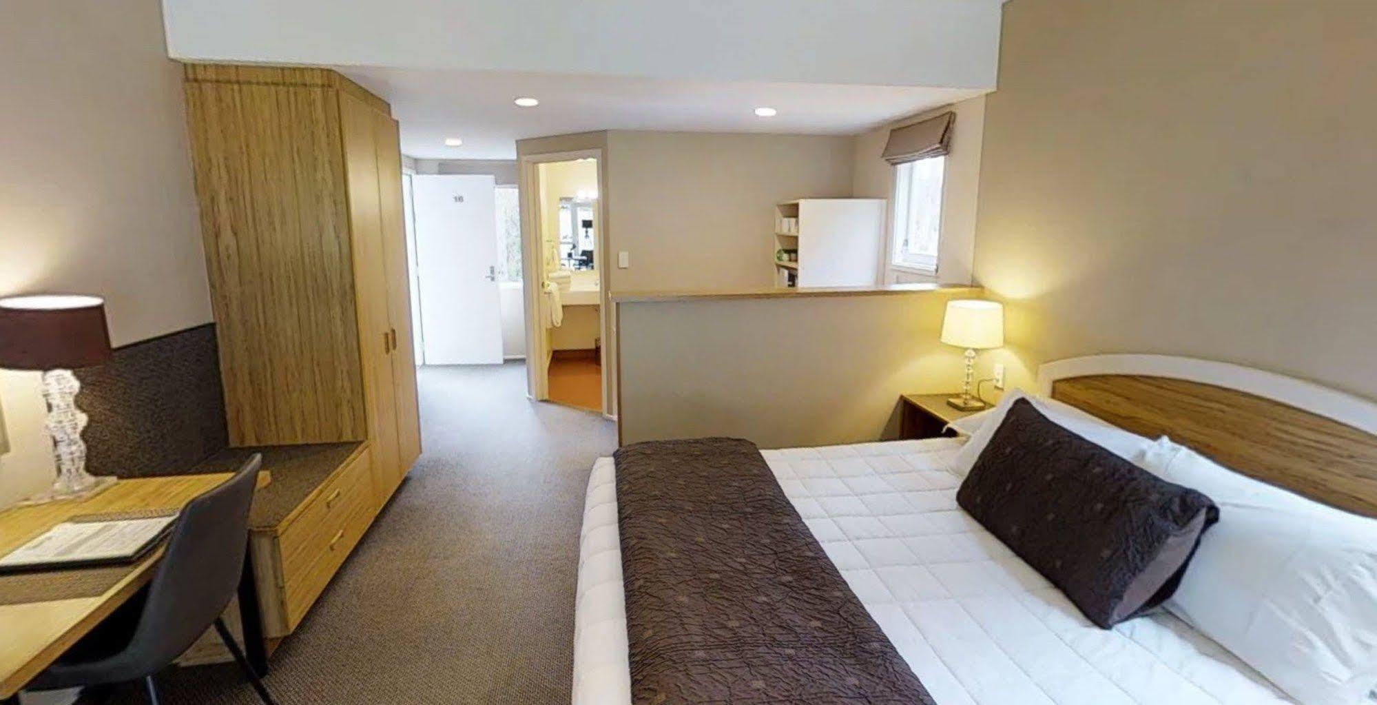 Wallaceville Motor Lodge Upper Hutt Esterno foto